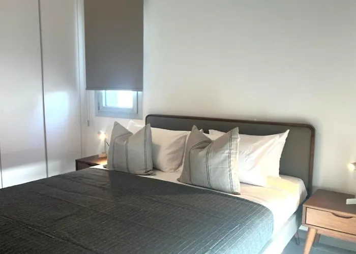 Phaedrus Living Coral Suites Horizon